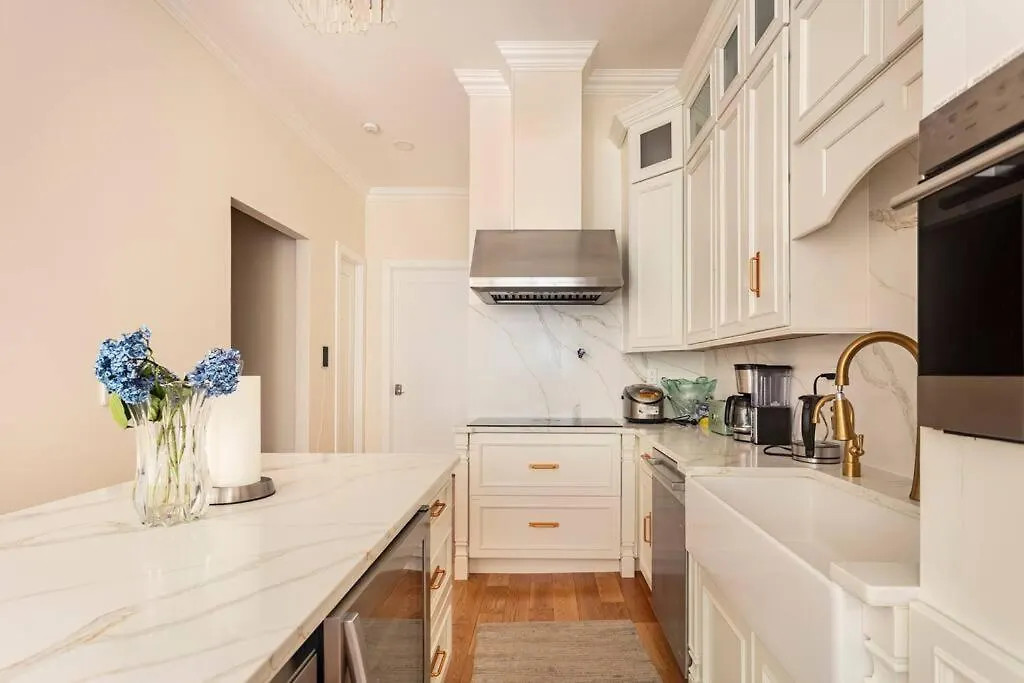 Homestay Little Manhattan Near Time Square United States
